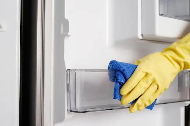 employees-use-cloth-clean-refrigerator_109549-4940_converted